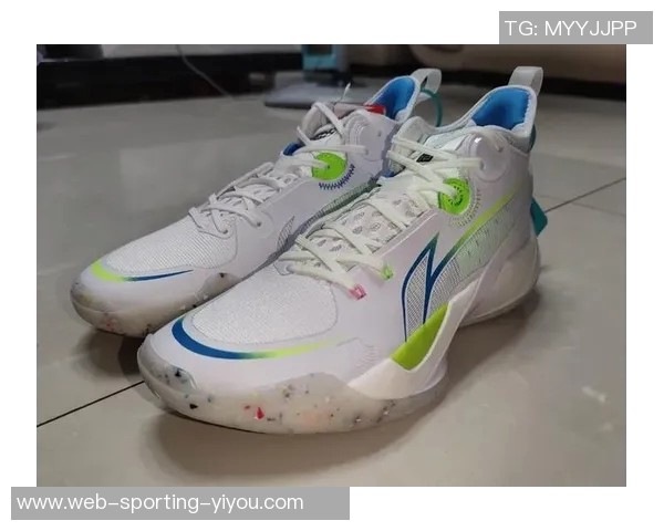 李宁明星同款篮球鞋引领潮流运动风尚，助你轻松掌控球场表现
